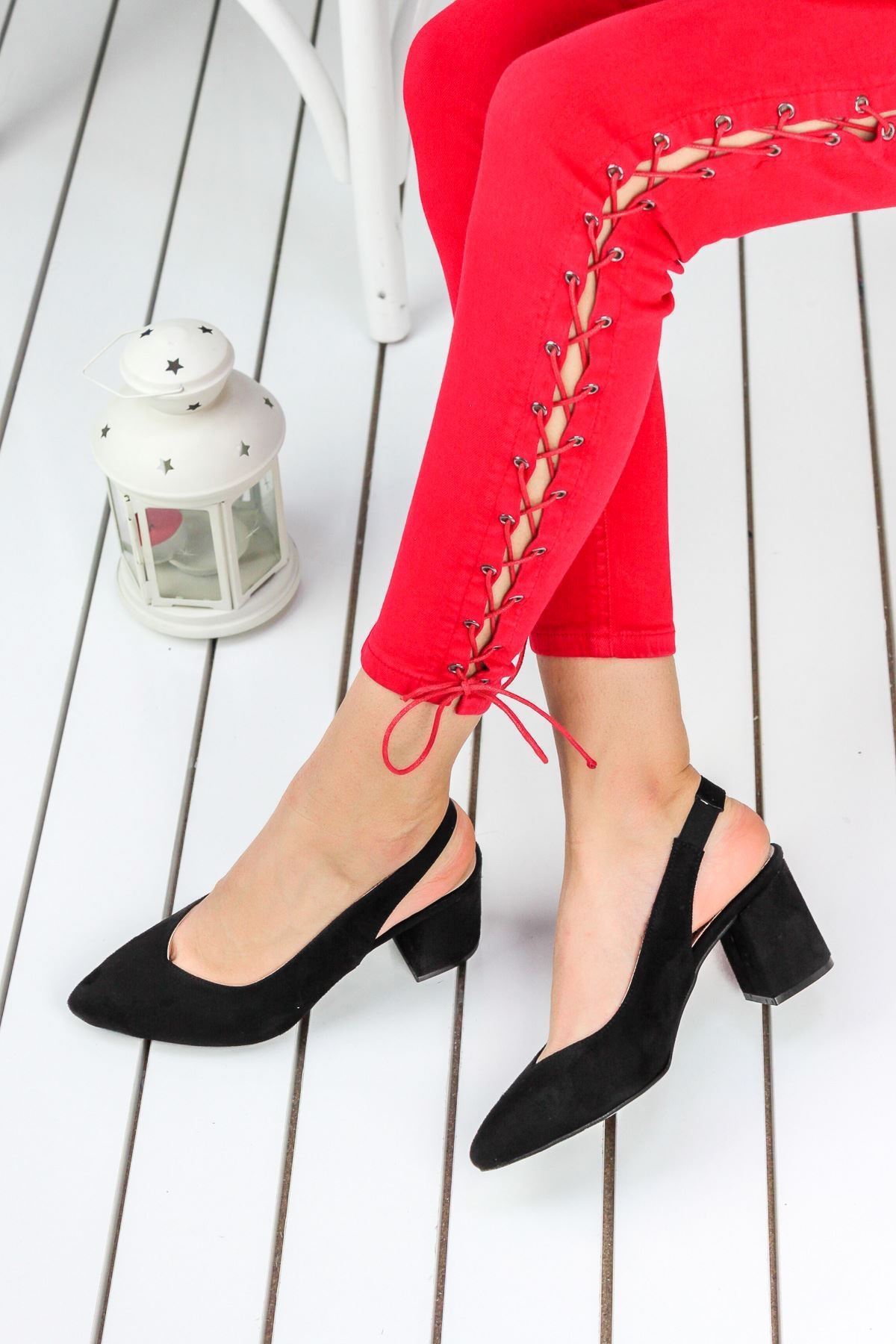 Verla Black Heeled Shoes